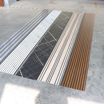 Ban tường PVC chống nước chống cháy nhẹ dễ cài đặt Nội thất Bảng tường bên ngoài cho phòng tắm Nhà bếp Phòng khách