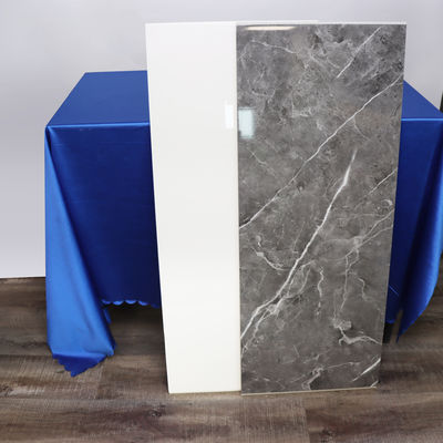 Môi trường thân thiện chống nước PVC Bán tường tắm bề mặt sạch dễ dàng