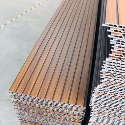 Tấm ốp tường PVC có rãnh chống ẩm mốc vượt trội, sử dụng trong nhà hàng, bệnh viện, phòng thí nghiệm