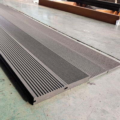 Long-Life Outdoor WPC Decking ◎ Không thấm nước Composite Wood Plastic Floor với thiết kế lõi rỗng