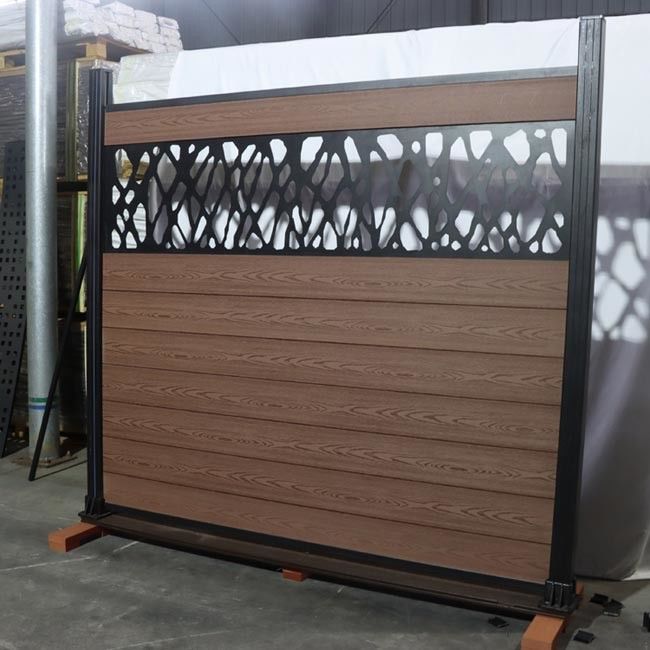 Dễ dàng cài đặt Tấm hàng rào Wpc 1,8m * 1,8m Co Bảng ngoại thất ép đùn