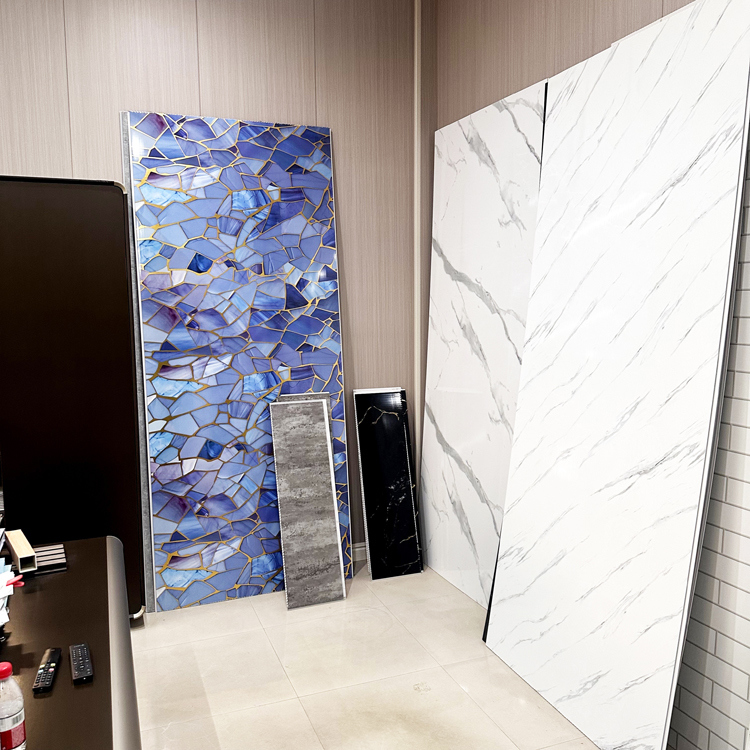 Tấm ốp tường phòng tắm PVC chống thấm nước cao cấp cho khu vực ẩm ướt