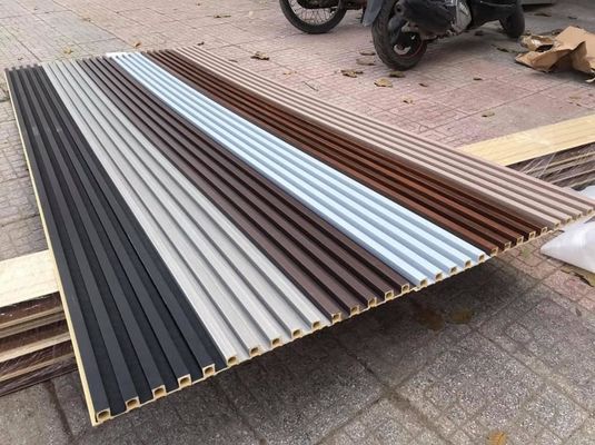 Tấm ốp tường PVC WPC vân gỗ Tấm ốp tường có rãnh Tấm ốp tường 3D WPC