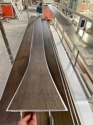 Tấm trần trang trí PVC chống cháy Tấm ốp tường bằng nhựa cho phòng tắm gia đình