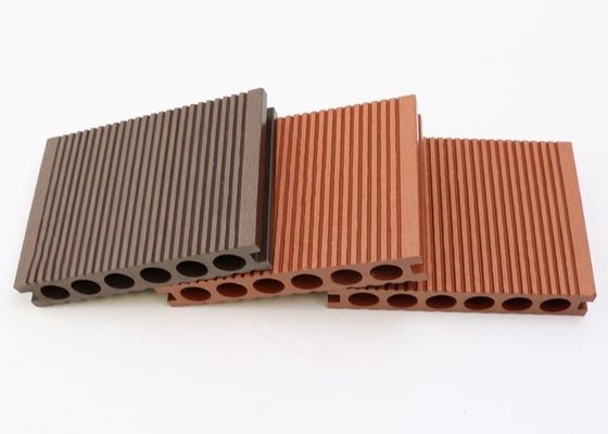 Interlock Decking 3D dập nổi WPC Composite Decking Sàn nhựa
