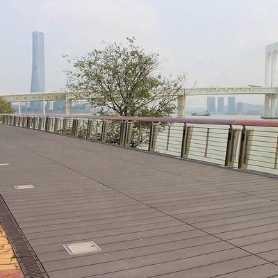 Co Extrusion Ngoại thất WPC Decking Tấm ván sàn composite rỗng
