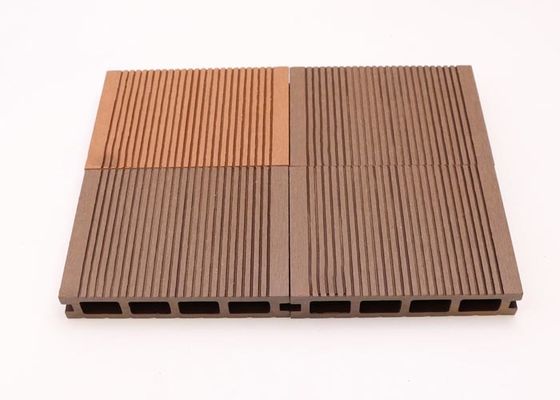 Co Extrusion Engineered Floor Sàn chống trượt WPC Composite Sàn WPC ngoài trời