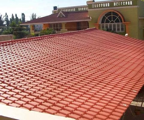 Nhựa tổng hợp U Shape Mái ngói năng lượng mặt trời Lớp phủ đầy màu sắc