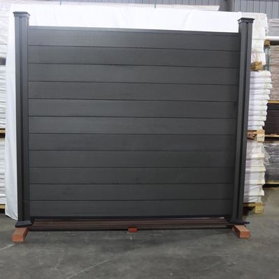 Tấm hàng rào riêng tư ngoài trời Wpc Tấm gỗ nhựa tổng hợp Không phải Vinyl Trang trí 1,8m X 1,8m