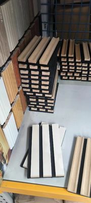 Acoustic Wpc Bức tường bảng gỗ Slat bảng cho trang trí nhà