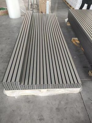 Co-extrusion WPC bên ngoài tường phủ WPC bên ngoài tường bảng