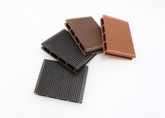 Bảng điều khiển WPC tường PVC chống thấm nước cho trang trí chống trượt ngoài trời Thân thiện với môi trường