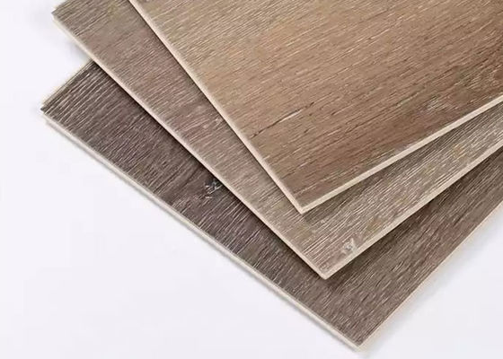 Sàn chống cháy bằng gỗ màu PVC chống cháy để trang trí nhà cửa